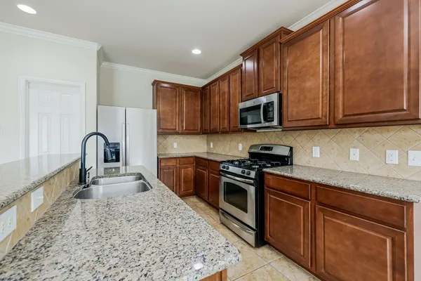 $2,165 | 24431 Sundance Spring Drive, Porter, TX 77365