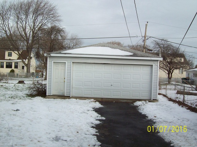 6824 97th Place Chicago Ridge, IL 60415 - Photo 5 of 6 Gallery Image 5