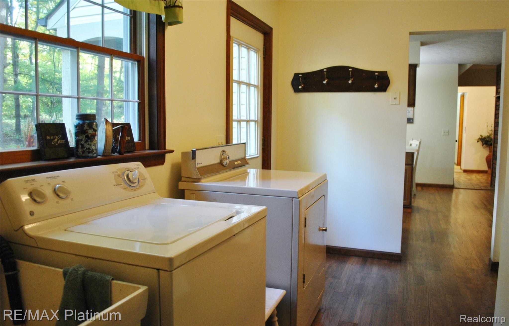 20555 Lindley Road Chelsea, MI 48118 - Photo 21 of 32 Utility room off Kitchen.