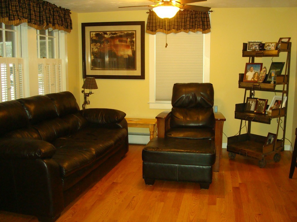 411 Delano Road Marion, MA 02738 - Photo 4 of 21 Gallery Image 4
