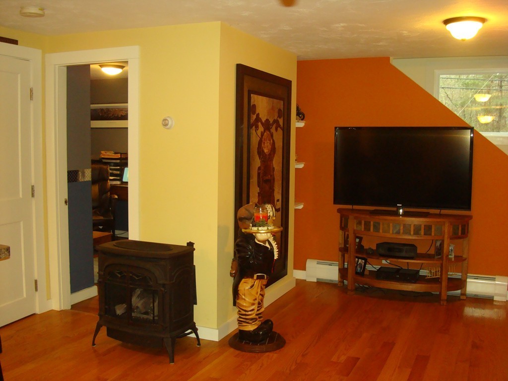 411 Delano Road Marion, MA 02738 - Photo 5 of 21 Gallery Image 5