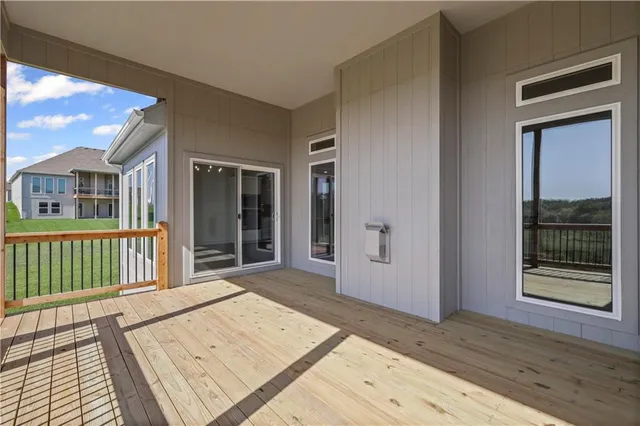 $606,740 | 7009 Northeast 102nd Court, Kansas City, MO 64156