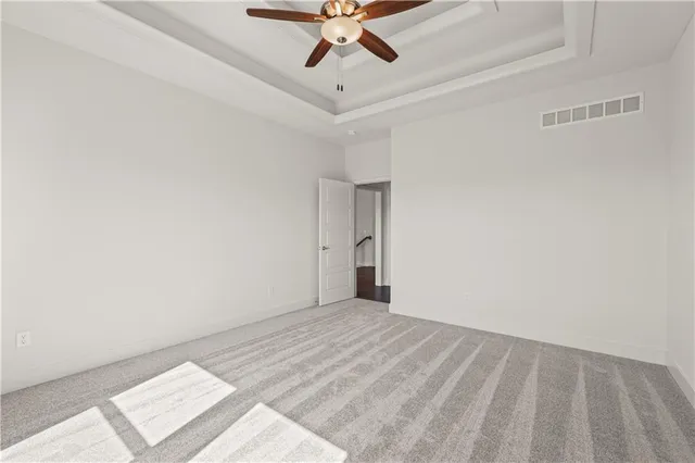 $606,740 | 7009 Northeast 102nd Court, Kansas City, MO 64156