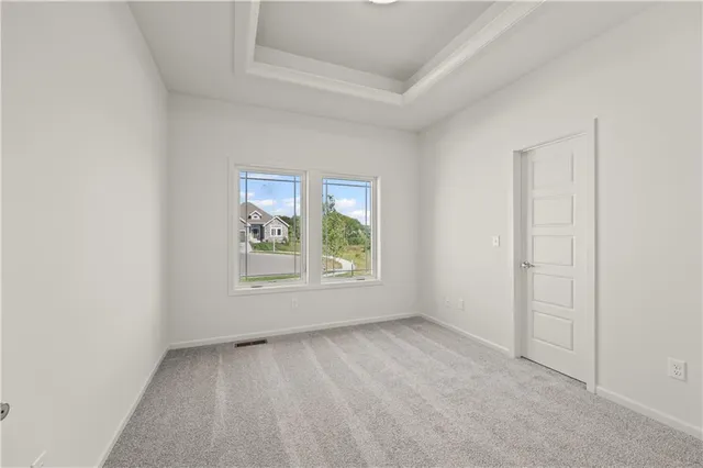 $606,740 | 7009 Northeast 102nd Court, Kansas City, MO 64156