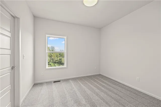 $606,740 | 7009 Northeast 102nd Court, Kansas City, MO 64156