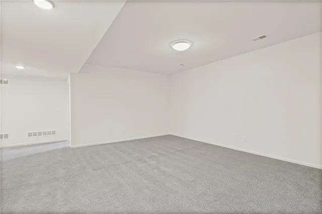 $606,740 | 7009 Northeast 102nd Court, Kansas City, MO 64156