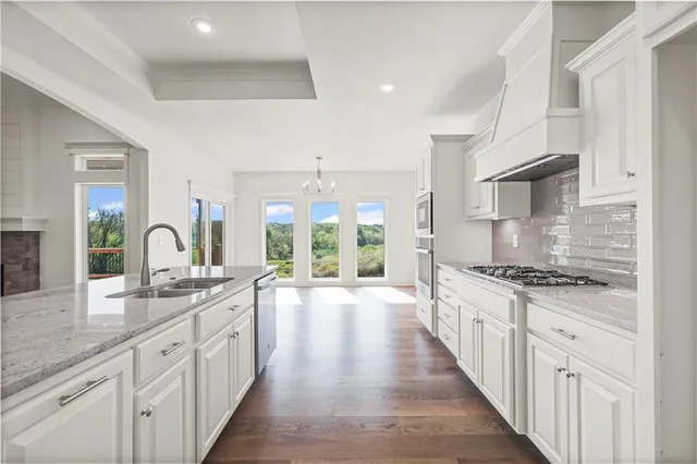 $606,740 | 7009 Northeast 102nd Court, Kansas City, MO 64156