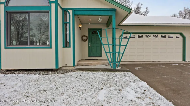 $615,000 | 204 Buckthorn Road, New Castle, CO 81647