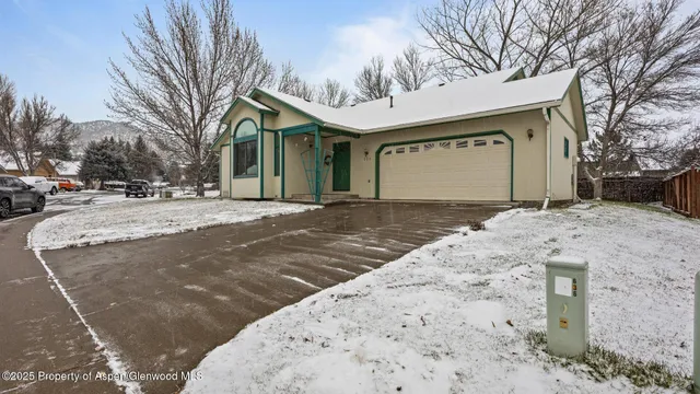 $615,000 | 204 Buckthorn Road, New Castle, CO 81647