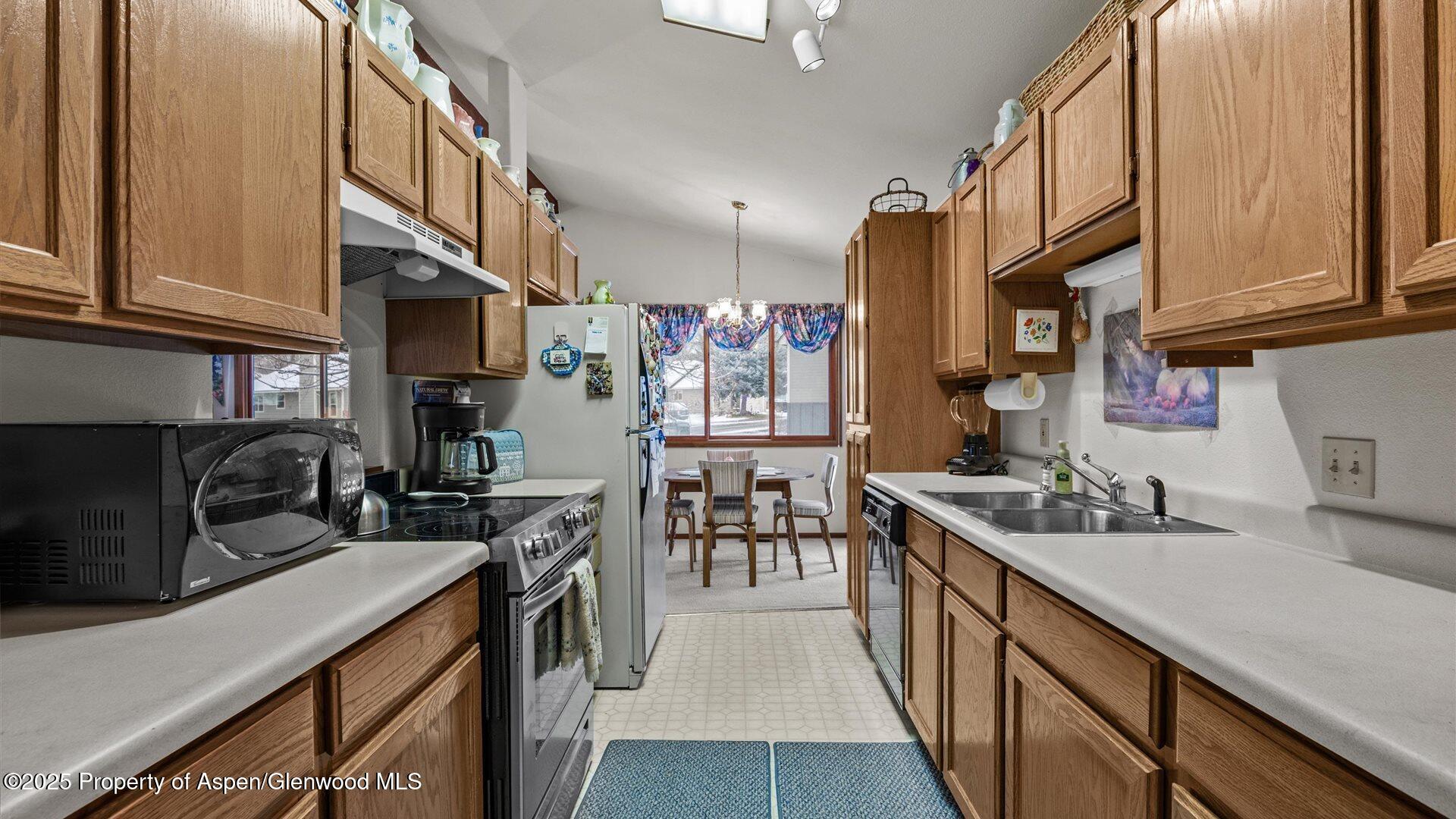 204 Buckthorn Road New Castle, CO 81647 - Photo 9 of 26 16-204 Buckthorn Rd-12