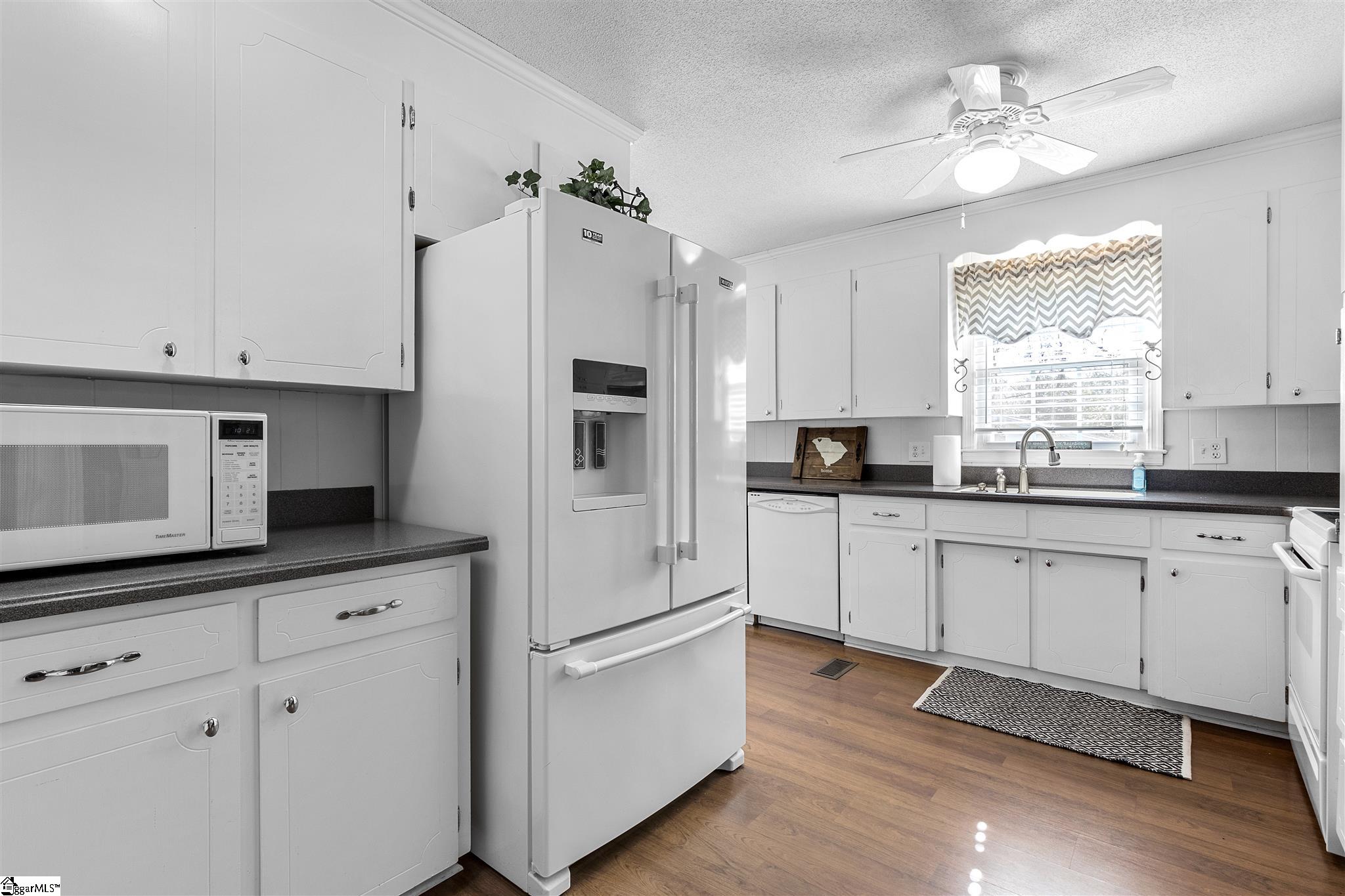 113 Wolfe Road Greer, SC 29650 - Photo 9 of 26 Gallery Image 9