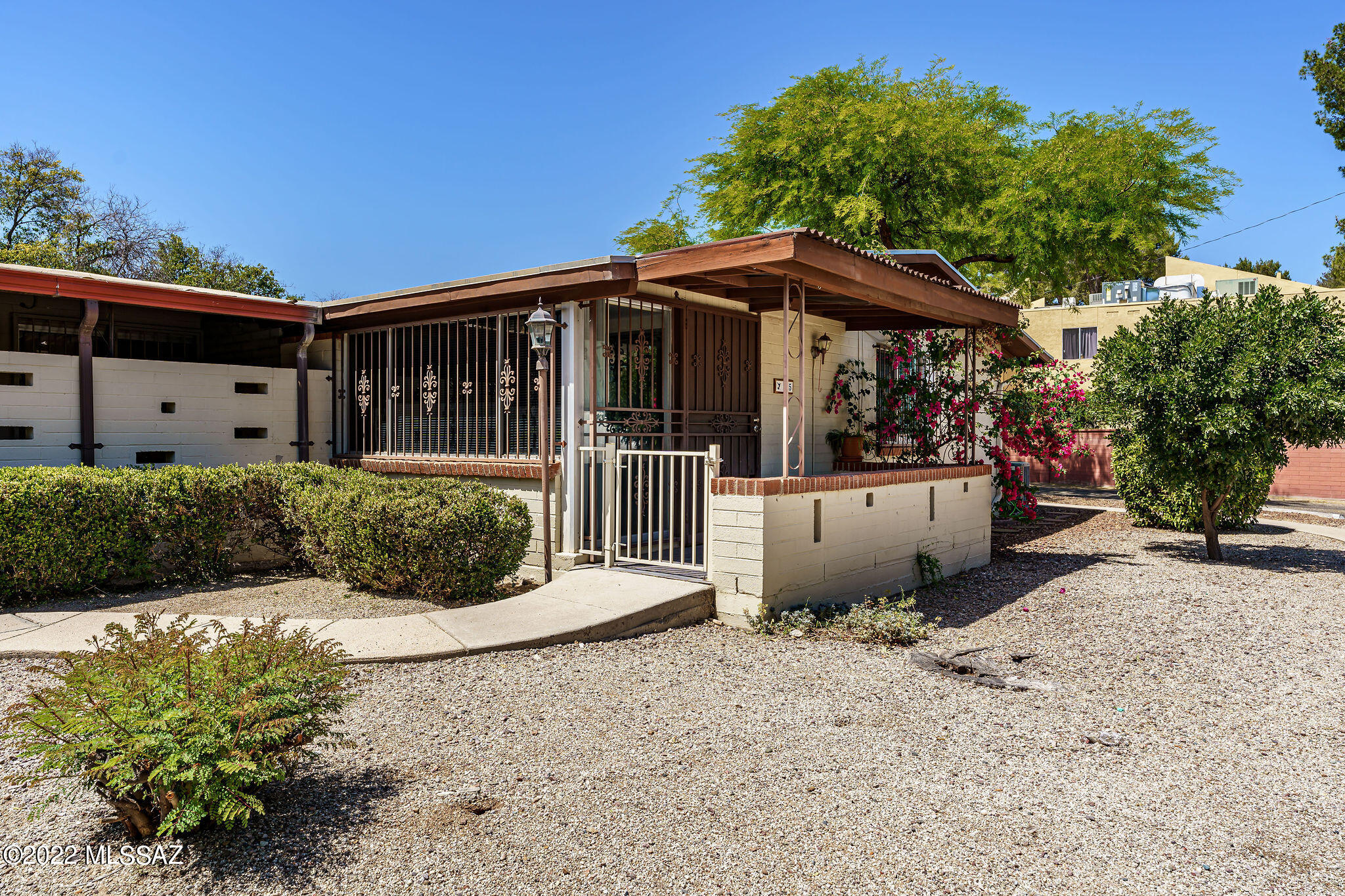 1002 South Kolb Road, Unit 15 Tucson, AZ 85710 - Photo 1 of 32