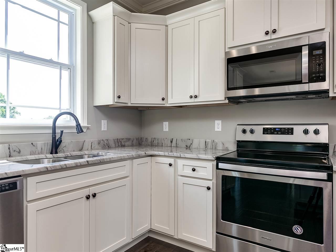 153 State Rd S-42-9756 Lyman, SC 29365 - Photo 10 of 32