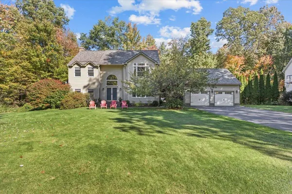 $749,000 | 362 Hidden Oaks Drive, Colchester, VT 05446