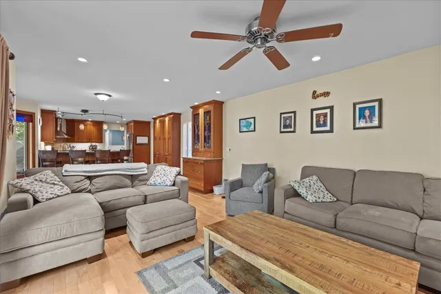 $799,000 | 362 Hidden Oaks Drive, Colchester, VT 05446