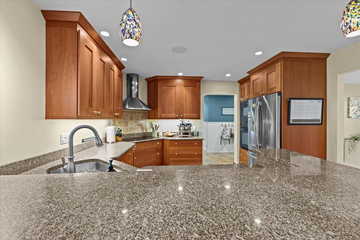 362 Hidden Oaks Drive Colchester, VT 05446 - Photo 16 of 45