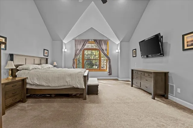 $799,000 | 362 Hidden Oaks Drive, Colchester, VT 05446