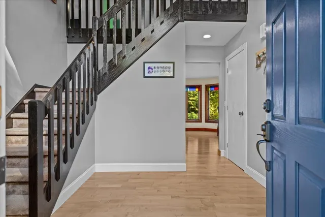 $799,000 | 362 Hidden Oaks Drive, Colchester, VT 05446