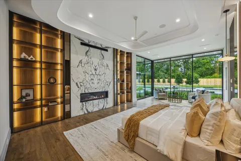 a view of a house with a big yard