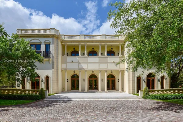 $19,800,000 | 5801 Moss Ranch Road, Pinecrest, FL 33156