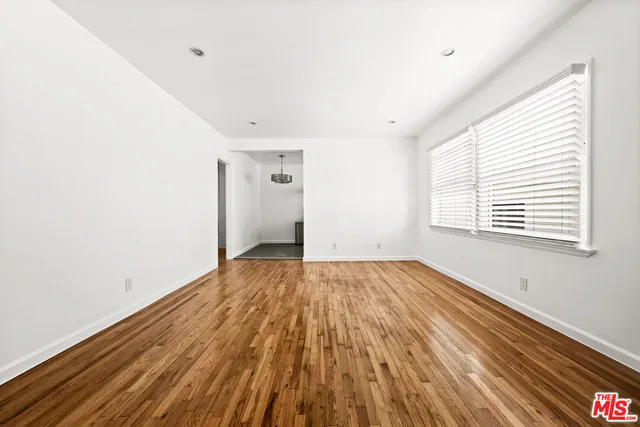 $2,995 | 502 Smithwood Drive, Unit 1/4, Beverly Hills, CA 90212