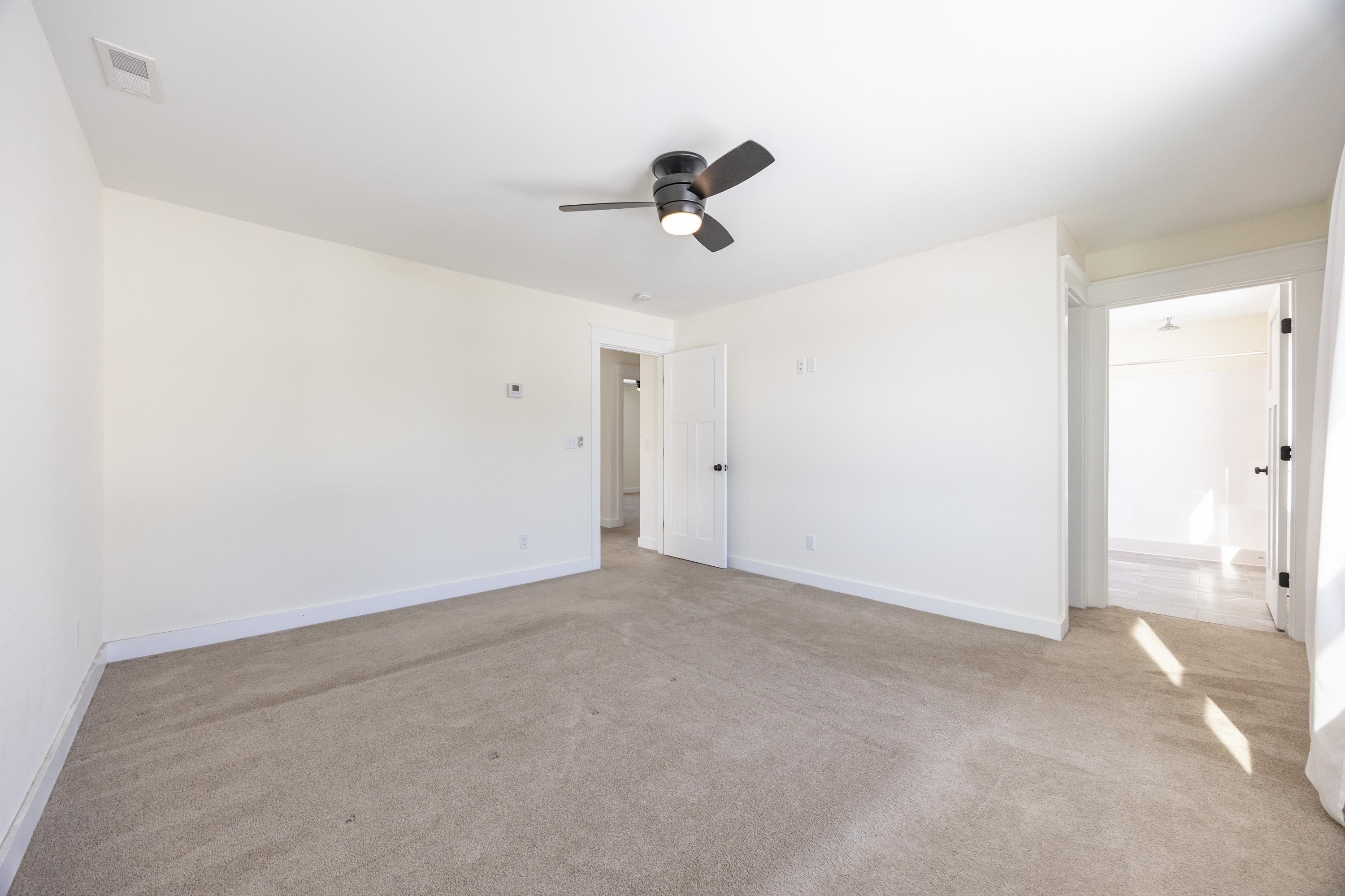 14 Eisenhower Drive Rochester, NH 03867 - Photo 13 of 33