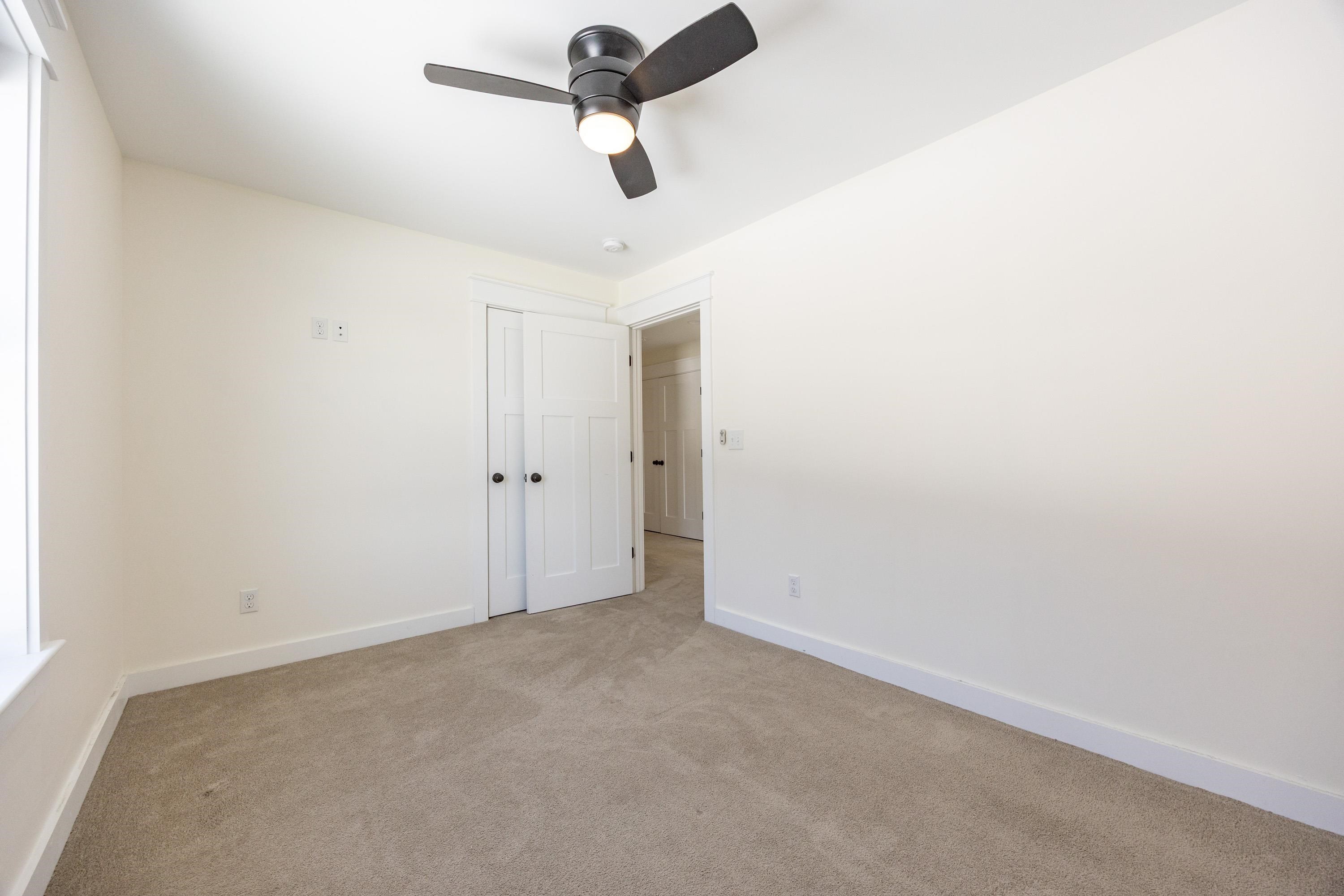 14 Eisenhower Drive Rochester, NH 03867 - Photo 23 of 33