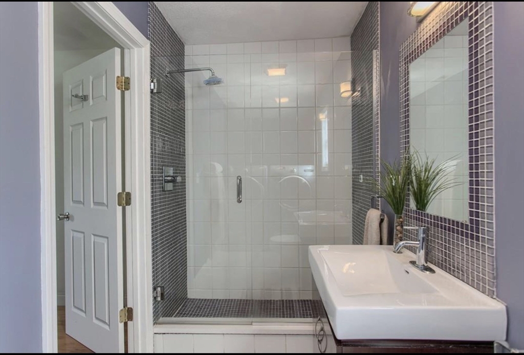 13 Cottage Street, Unit 1 Wakefield, MA 01880 - Photo 13 of 17