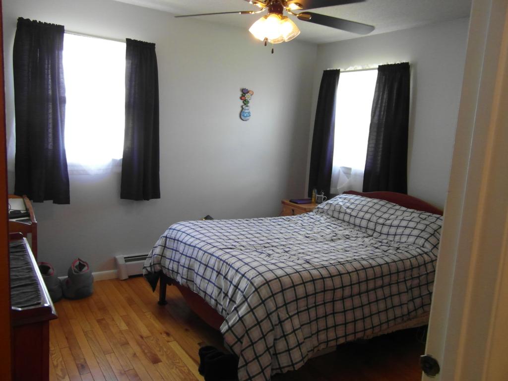 80 Mead Street West Rutland, VT 05777 - Photo 8 of 26
