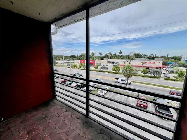$145,000 | 13500 Northeast 3rd Court, Unit 412, North Miami, FL 33161