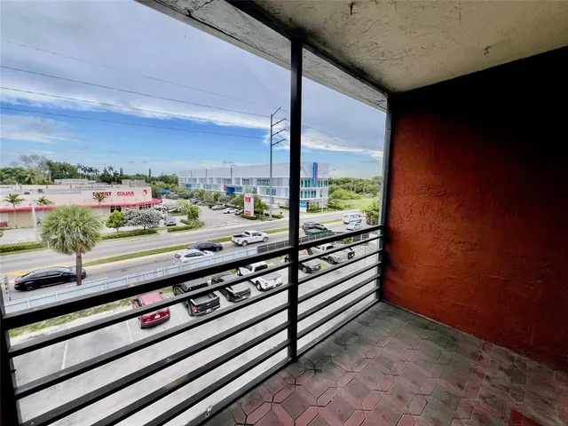 $145,000 | 13500 Northeast 3rd Court, Unit 412, North Miami, FL 33161