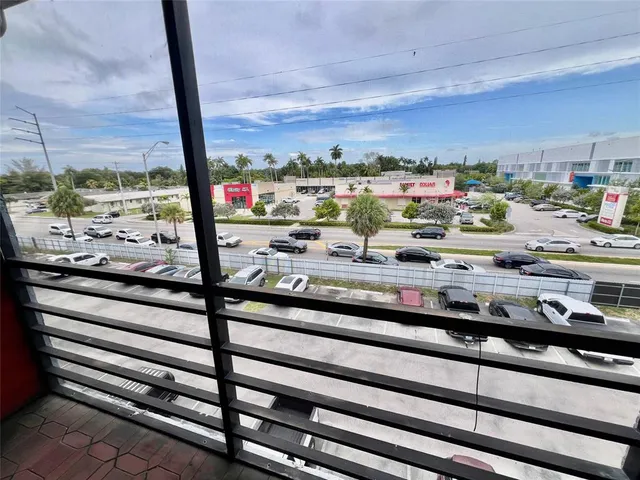 $145,000 | 13500 Northeast 3rd Court, Unit 412, North Miami, FL 33161