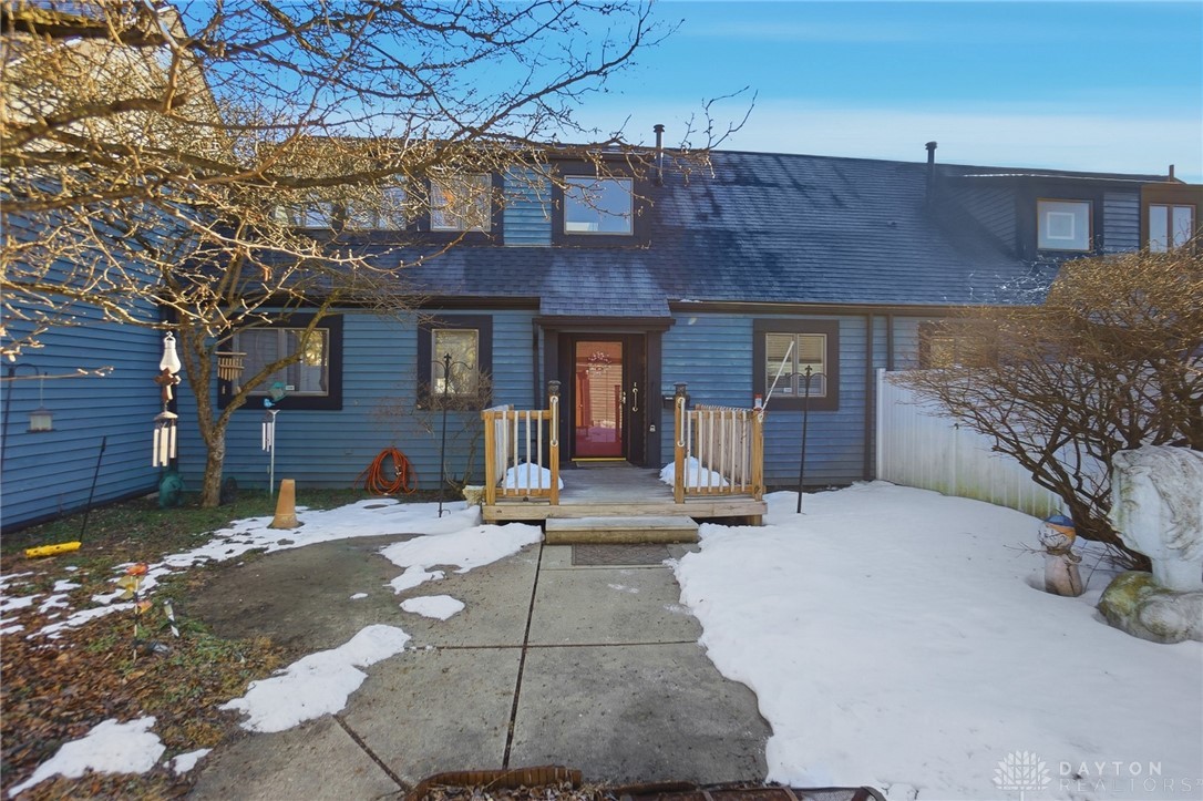 366 Northfield Boulevard Springfield, OH 45503 - Photo 3 of 29
