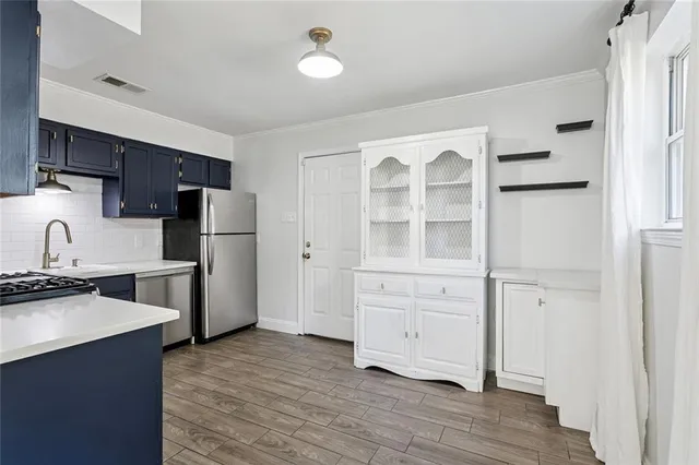 $2,750 | 278 West Robert E Lee Boulevard, New Orleans, LA 70124