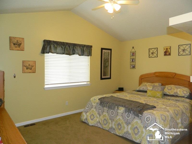 16603 Carter Road Woodhaven, MI 48183 - Photo 19 of 31