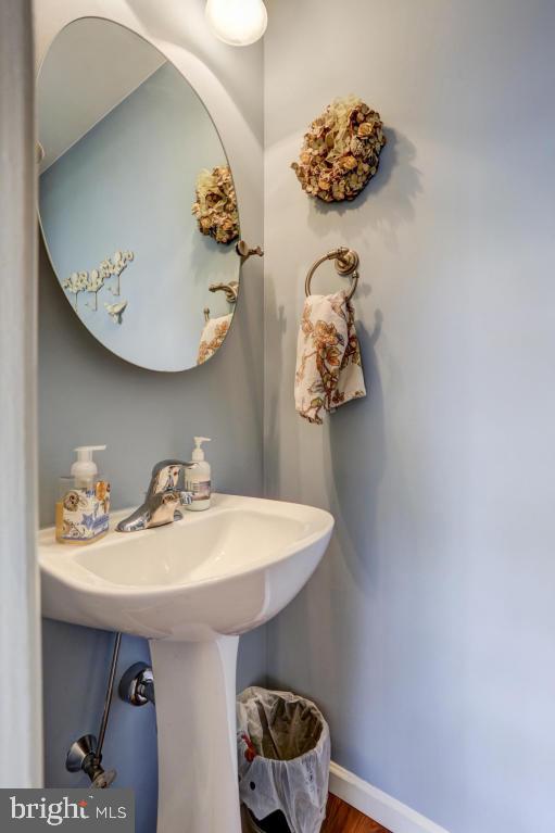211 Deerfield Lane Lititz, PA 17543 - Photo 12 of 47 Gallery Image 12