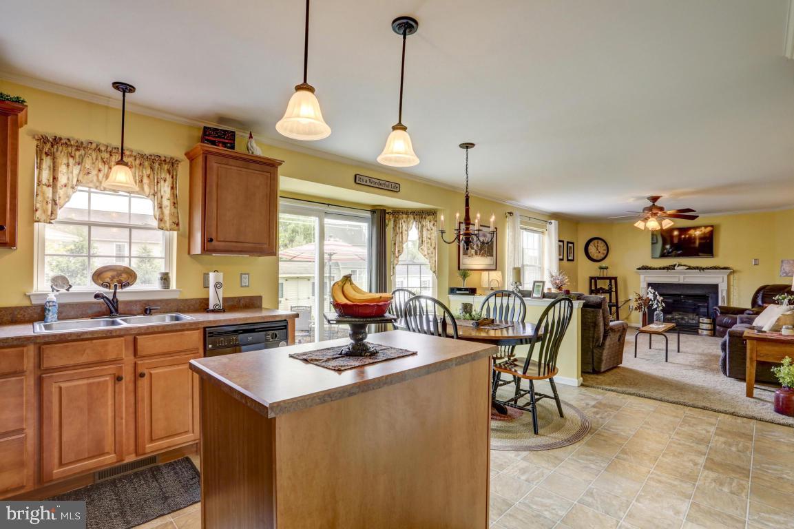 211 Deerfield Lane Lititz, PA 17543 - Photo 24 of 47 Gallery Image 24