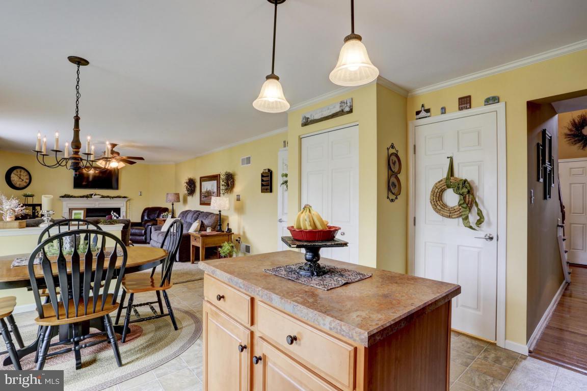 211 Deerfield Lane Lititz, PA 17543 - Photo 25 of 47 Gallery Image 25