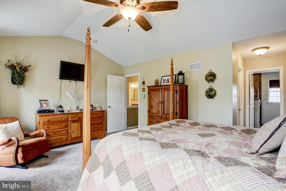 211 Deerfield Lane Lititz, PA 17543 - Photo 38 of 47 Gallery Image 38
