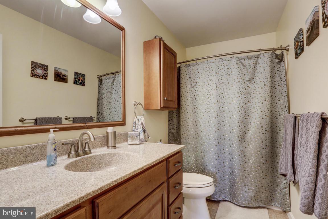 211 Deerfield Lane Lititz, PA 17543 - Photo 43 of 47 Gallery Image 43