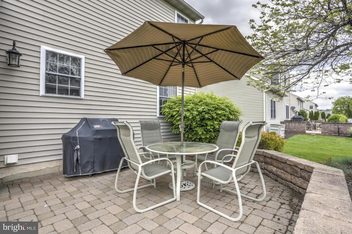 211 Deerfield Lane Lititz, PA 17543 - Photo 9 of 47 Gallery Image 9