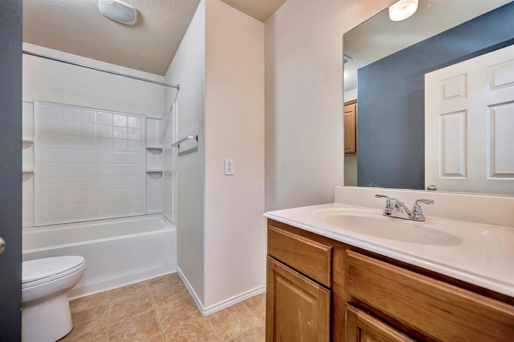3909 Long Hollow Road Fort Worth, TX 76262 - Photo 14 of 20