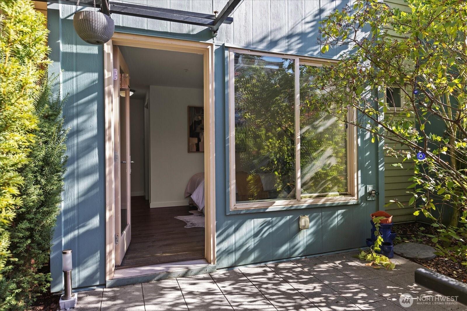 4422 Bagley Avenue North, Unit 108 Seattle, WA 98103 - Photo 19 of 26