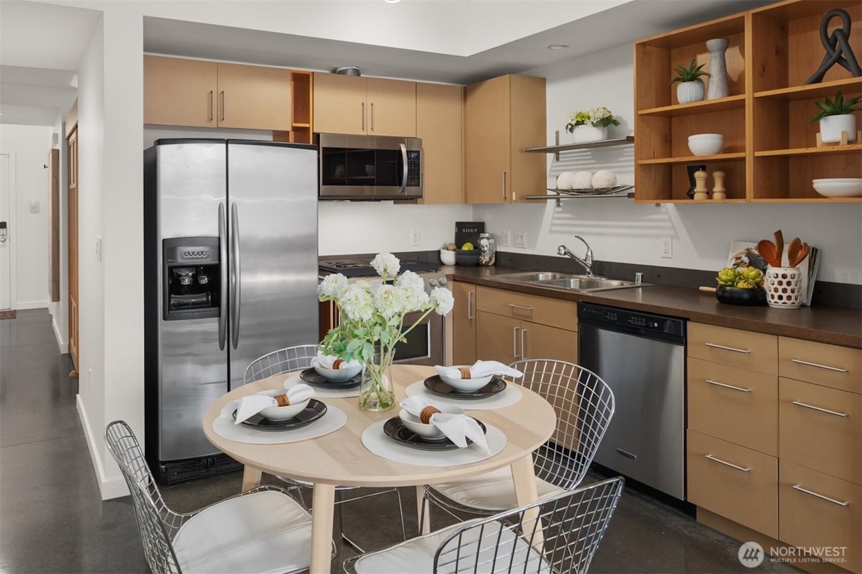 4422 Bagley Avenue North, Unit 108 Seattle, WA 98103 - Photo 8 of 26