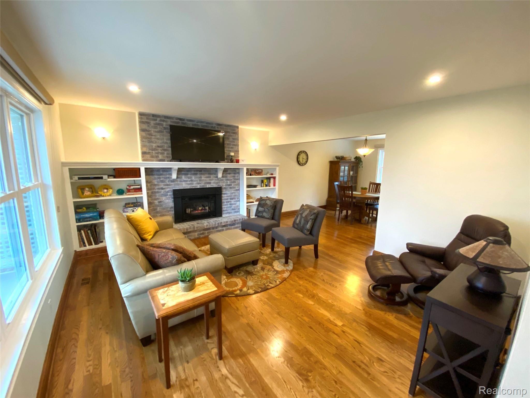 10365 Gd Blanc Road Gaines, MI 48436 - Photo 5 of 31 Family.jpg