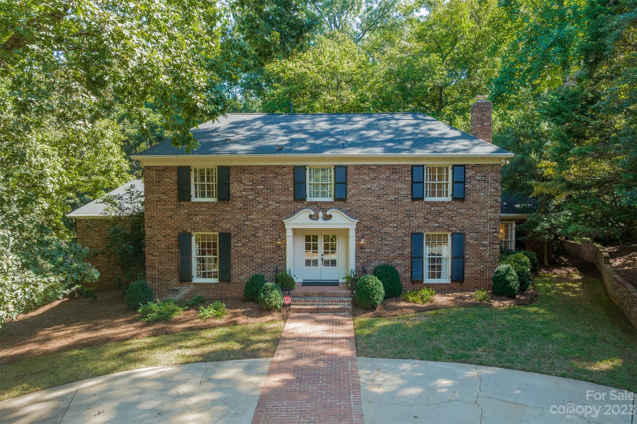4101 Crossgate Road Charlotte, NC 28226 - Photo 1 of 47 Gallery Image 1