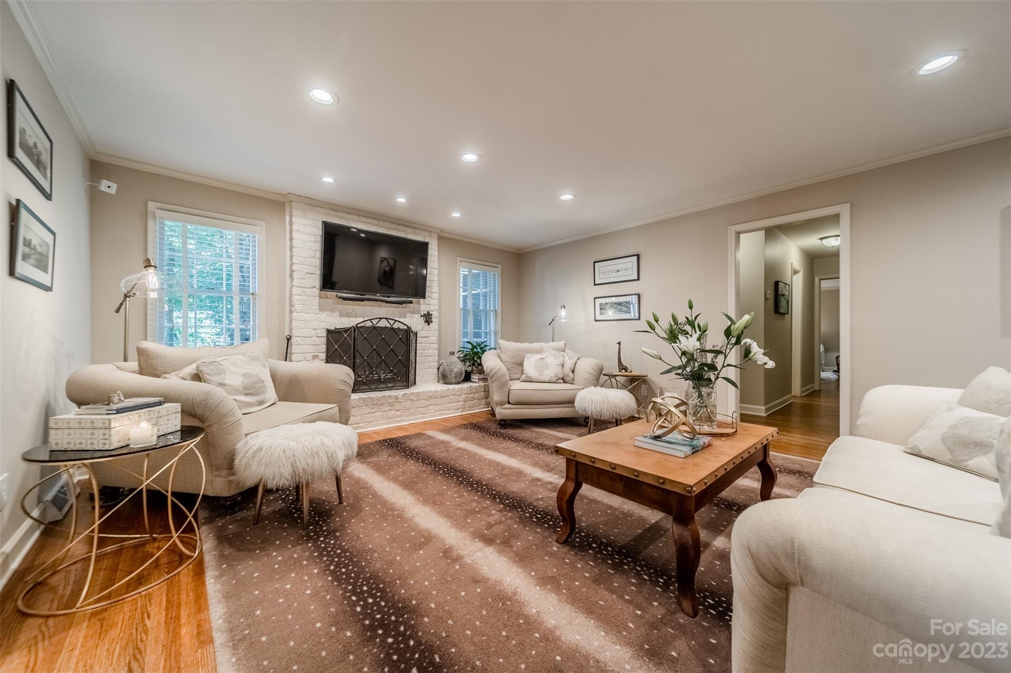 4101 Crossgate Road Charlotte, NC 28226 - Photo 16 of 47 Gallery Image 16