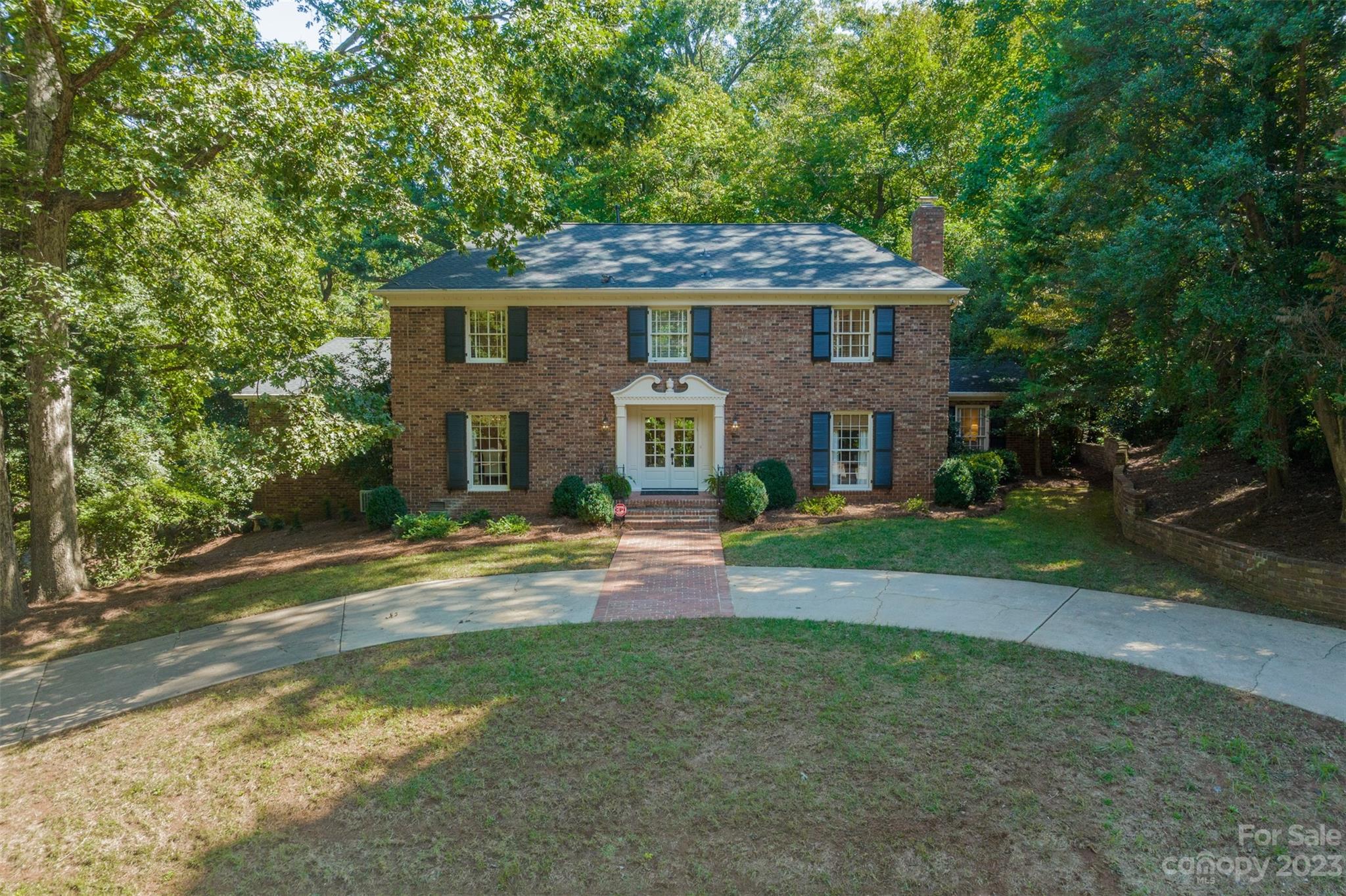 4101 Crossgate Road Charlotte, NC 28226 - Photo 2 of 47 Gallery Image 2