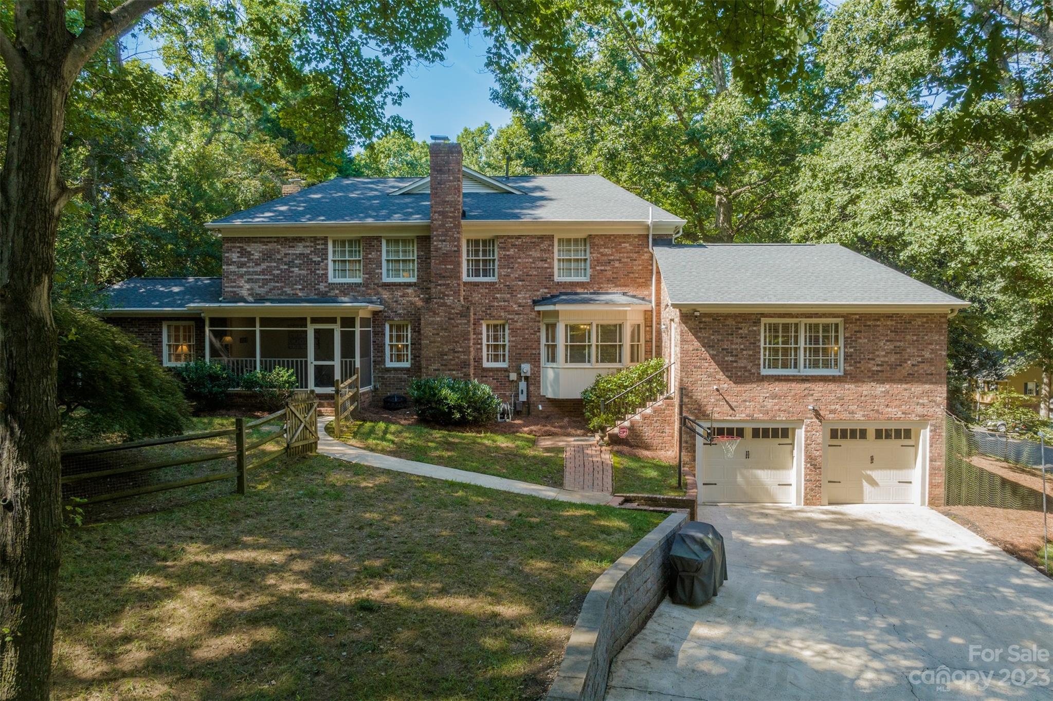 4101 Crossgate Road Charlotte, NC 28226 - Photo 39 of 47 Gallery Image 39