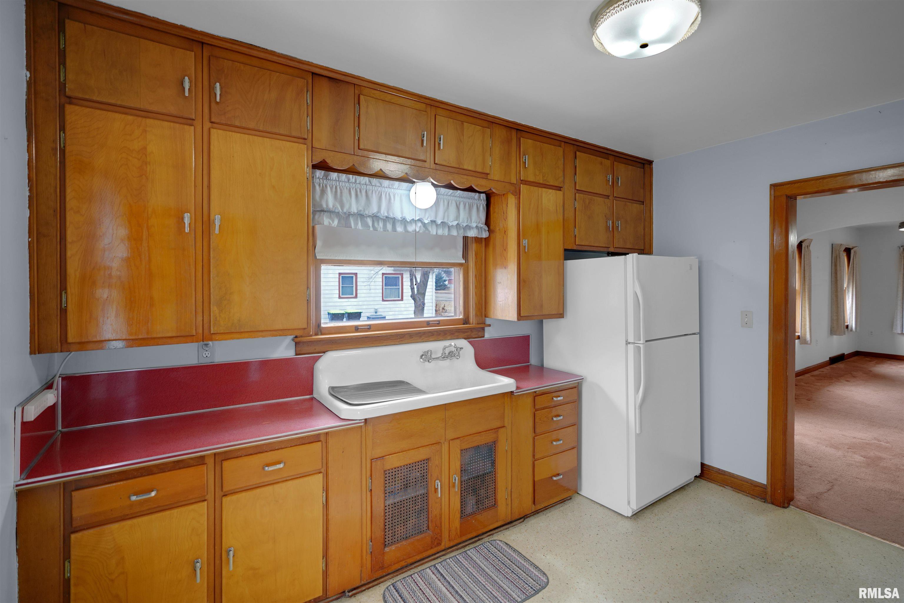 716 West Walnut Street Chillicothe, IL 61523 - Photo 11 of 40